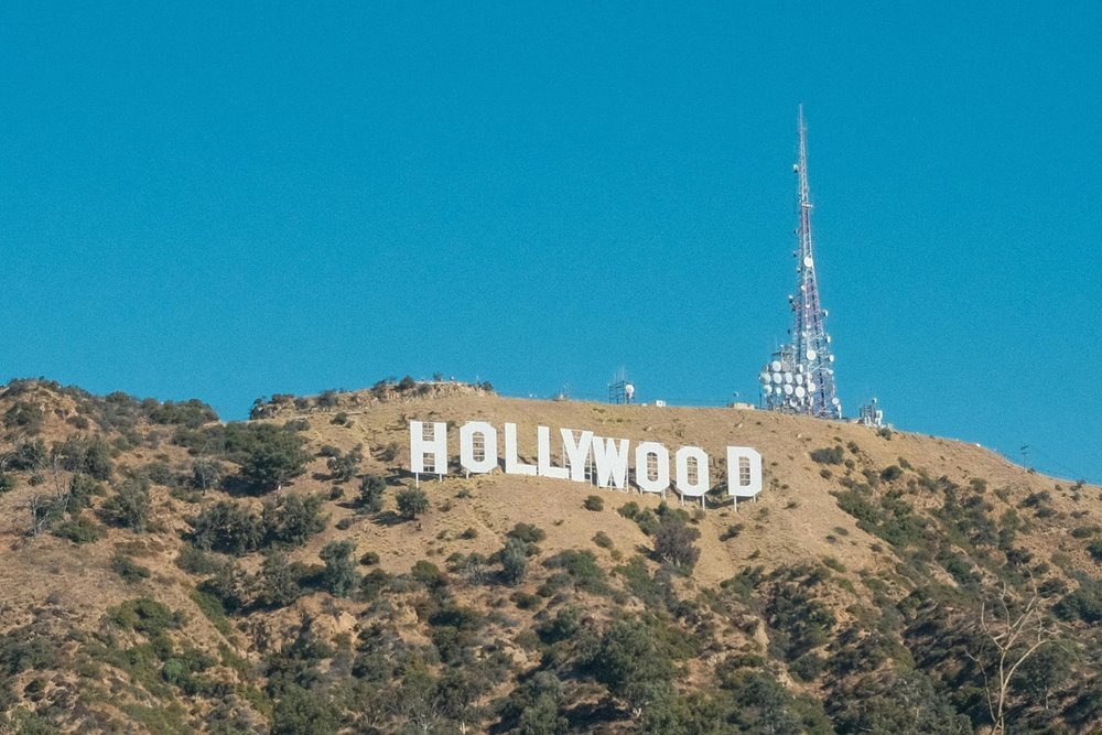 Biểu Tượng Hollywood - Hóa Thân Thành Siêu Sao Thế Giới