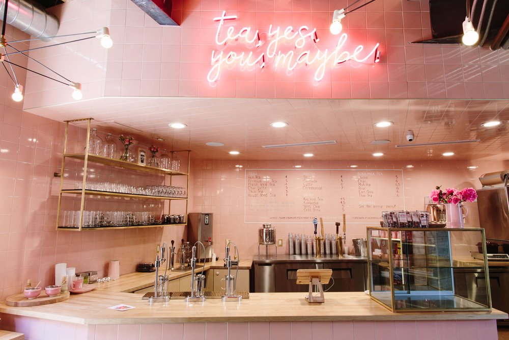  Phòng Trà Alfred – Góc Chụp Ảnh Đậm Chất LA Trên Đại Lộ Melrose