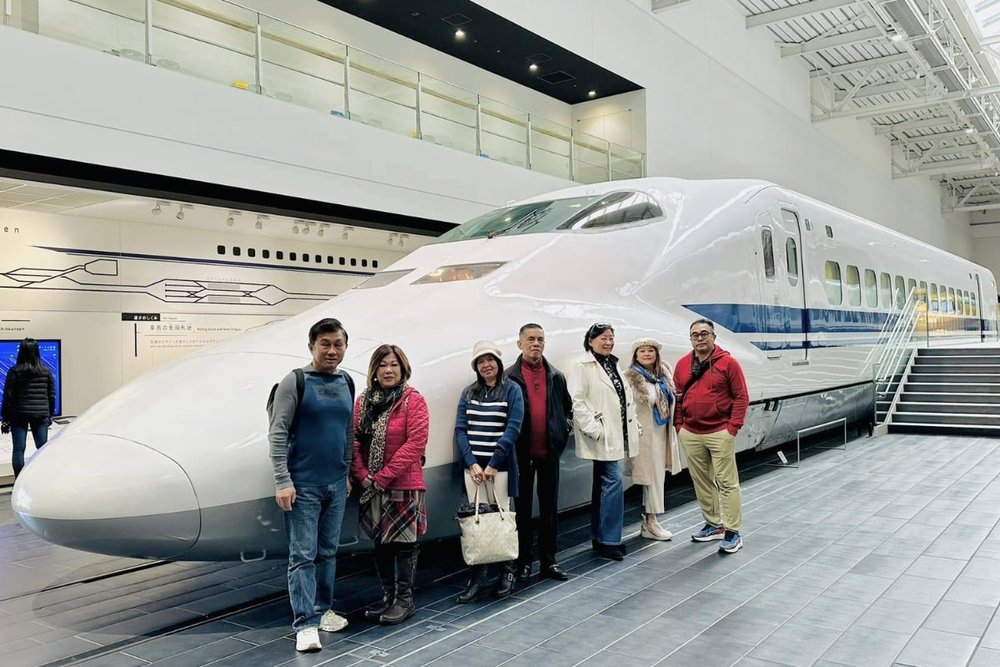 Trải Nghiệm Trên Tàu Nozomi Shinkansen: Nhanh, Êm Và Rất Đáng Tin Cậy