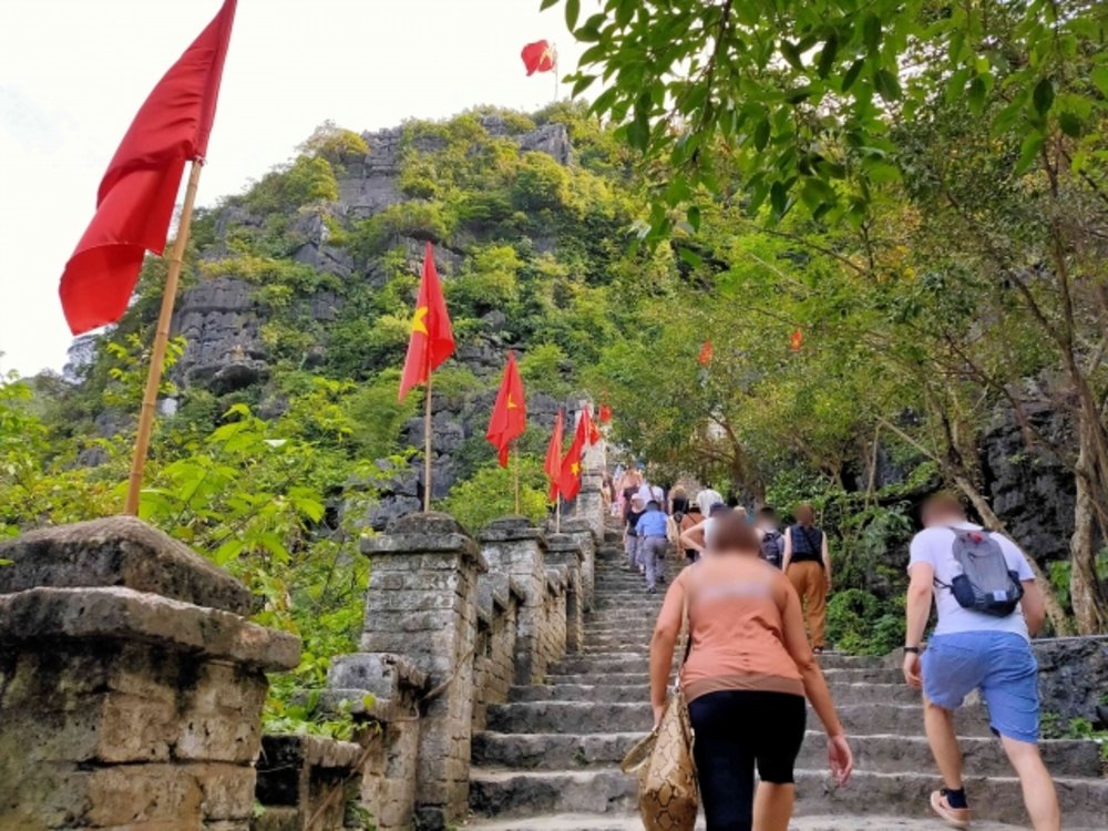 ベトナム チャンアン ムア洞窟