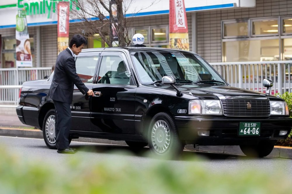  Taxi - Nhanh Gọn Nhưng Chỉ Nên Đi Khi Cần Thiết