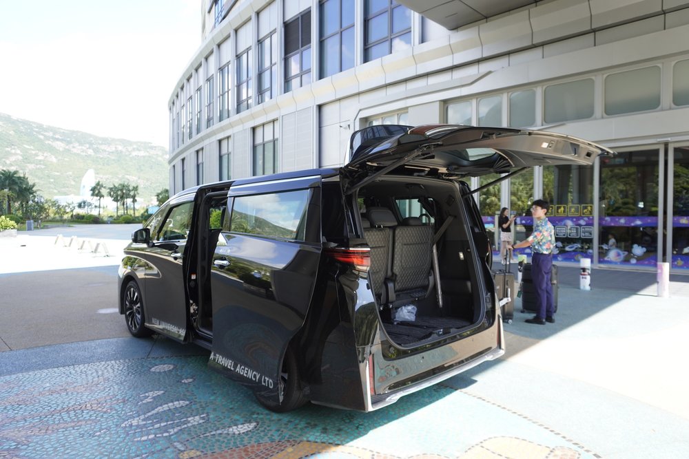 รถรับส่งที่ Chimelong Spaceship Hotel