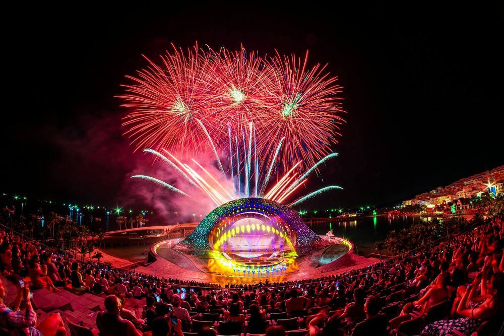 Sun World’s famous show, Kiss of the Sea | Photo by Vivu Vietnam on Unsplash