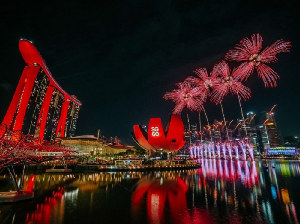 SG - 10 best spots in singapore to watch the new year's eve countdown