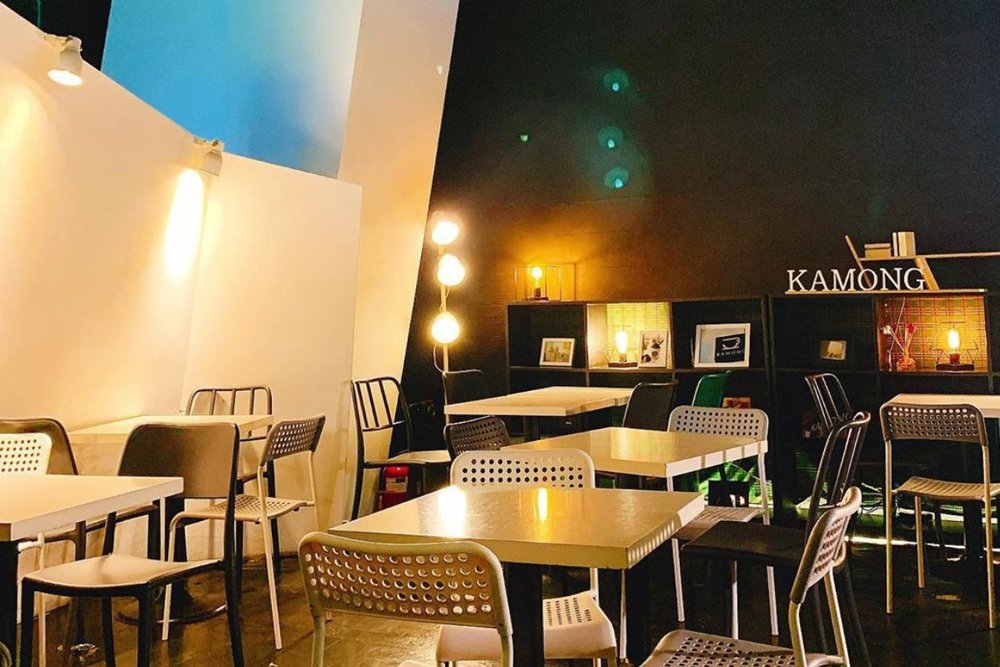 Buổi Tối - Cafe Chủ Đề Buổi Tối & Không Gian Âm Nhạc Sôi Động