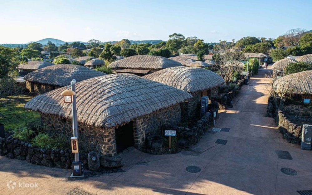 Chạm Vào Nhịp Sống Truyền Thống Tại Làng Dân Gian Seongeup