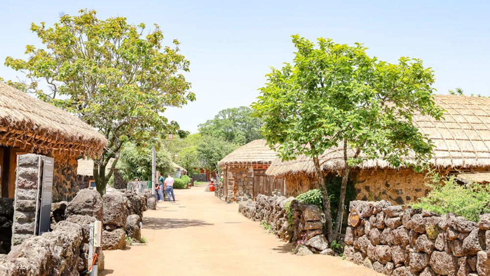 Chạm Vào Nhịp Sống Truyền Thống Tại Làng Dân Gian Seongeup