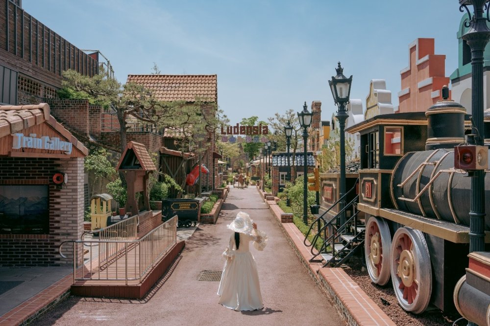 Làng Dân Gian Hàn Quốc Minsokchon