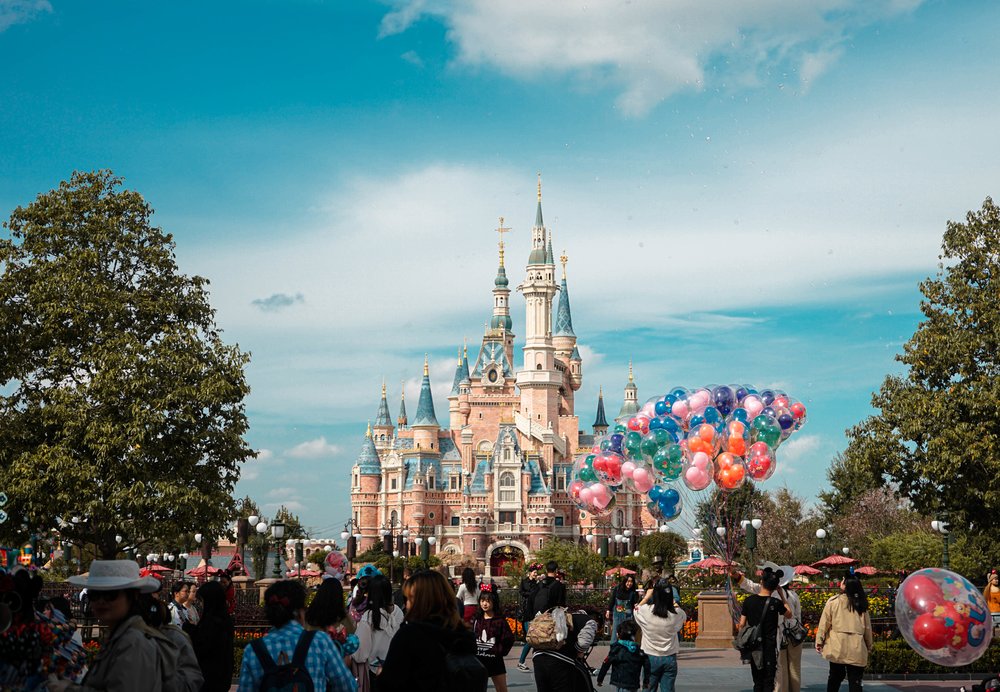 The Shanghai Disneyland Castle is one of the most breathtaking sights in the Happiest Place on Earth! Credits: @capricorn_song on Unsplash