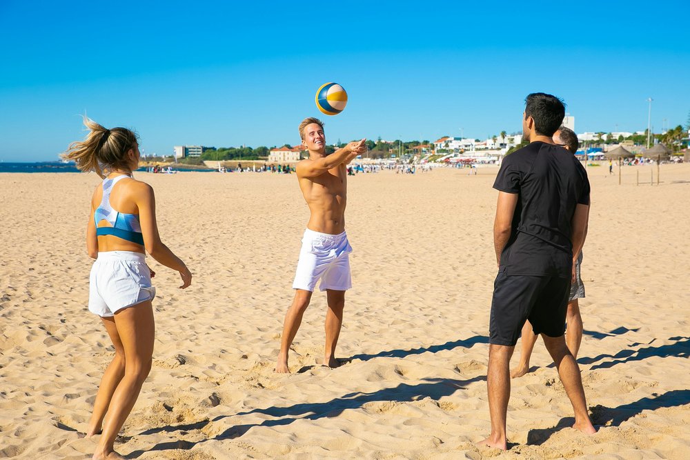 Beach Volleyball at Manhattan Beach | Photo Credit: Nikolai Kolosov on Pexels