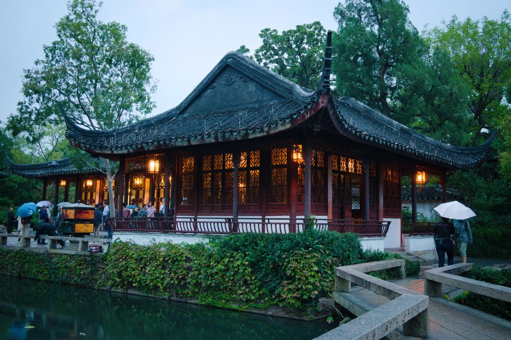 Khu Vực Trung Tâm – Trái Tim Của Lưu Viên