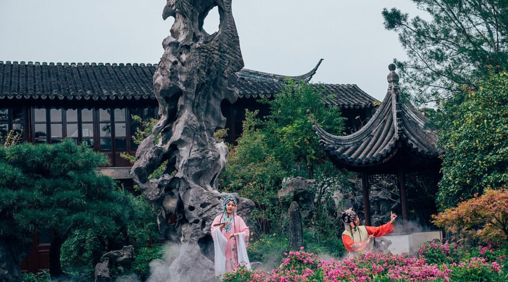 Hành Trình Trở Về Quá Khứ Với Lưu Viên Tầm Mộng