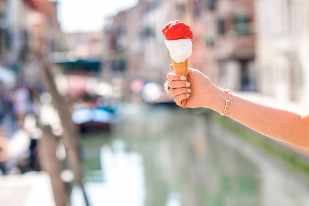 Hành Trình Ẩm Thực – Đánh Thức Vị Giác Với Mì Mực Đen Và Gelato