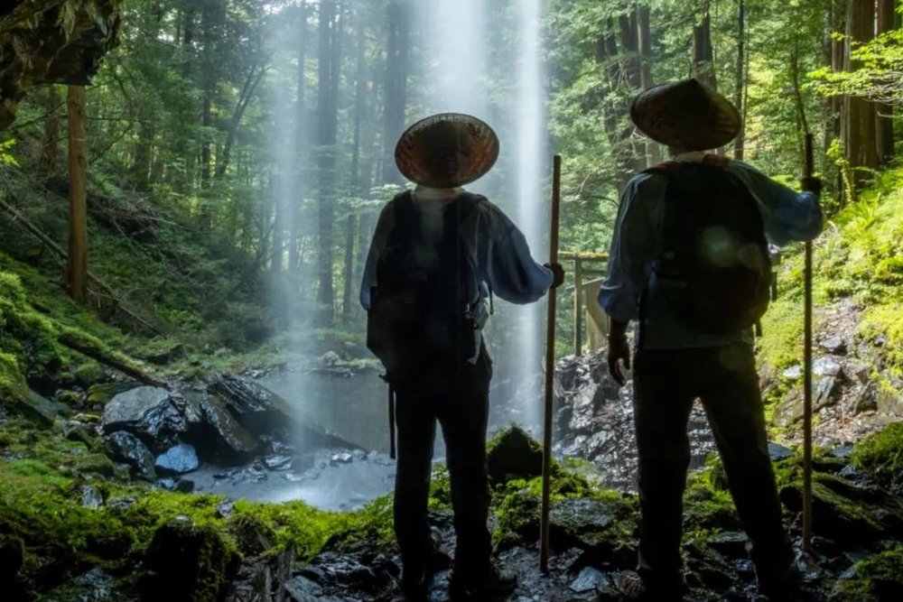 Trải Nghiệm Đi Bộ Đường Dài Dọc Sông Tại Vùng Shirakami 