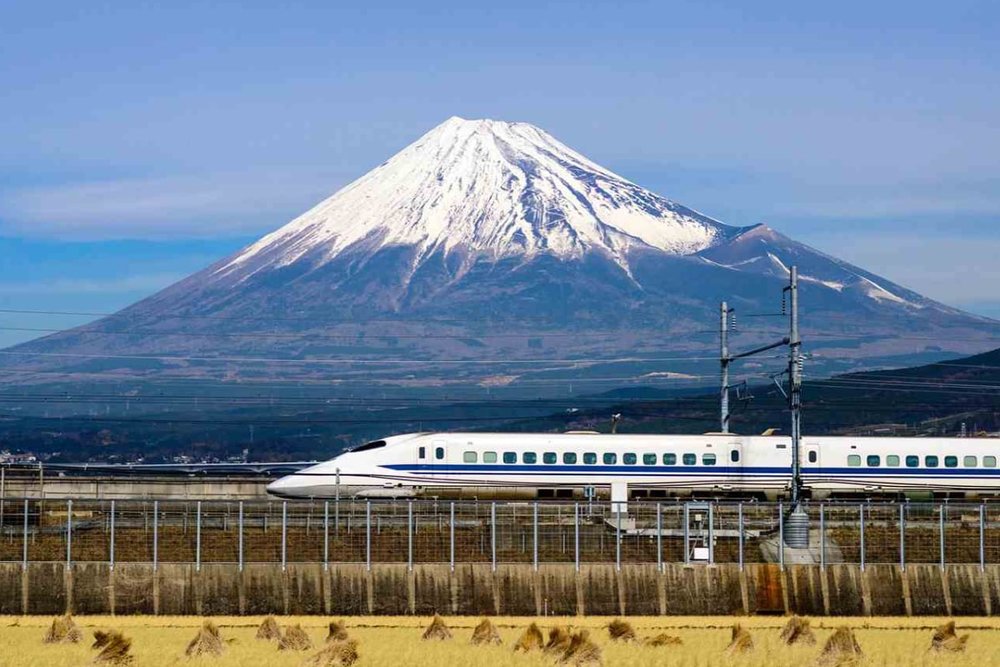 Joetsu Shinkansen Là Gì? Hành Trình Kết Nối Trái Tim Nhật Bản