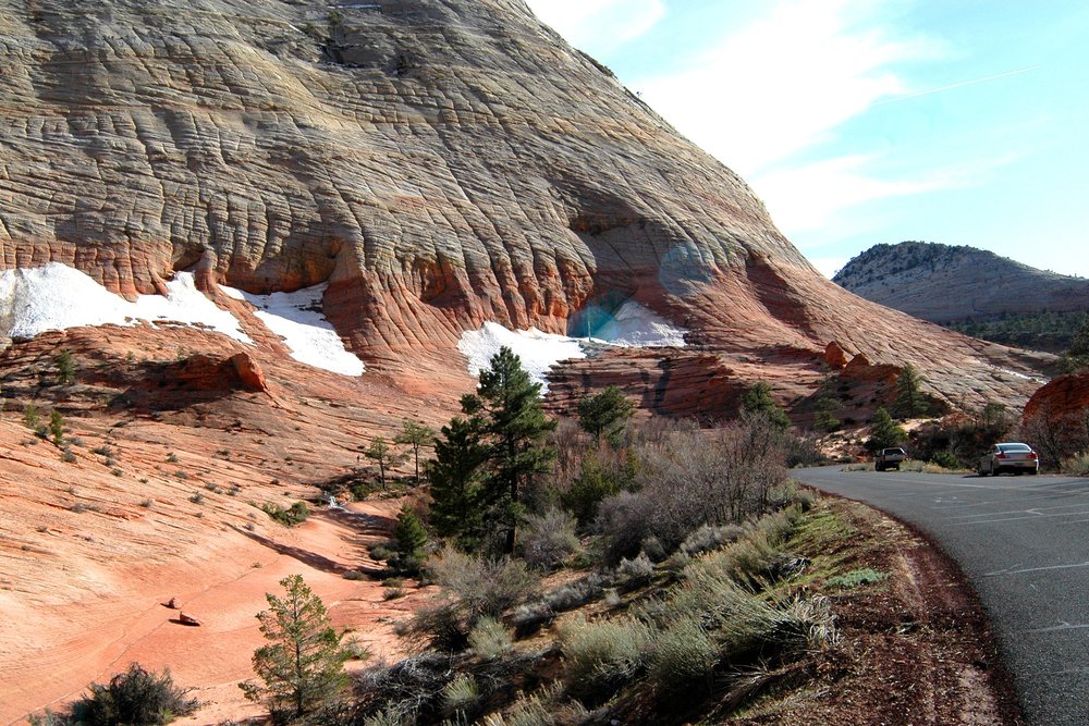 Scenic red rock formations along popular hiking trails near Las Vegas