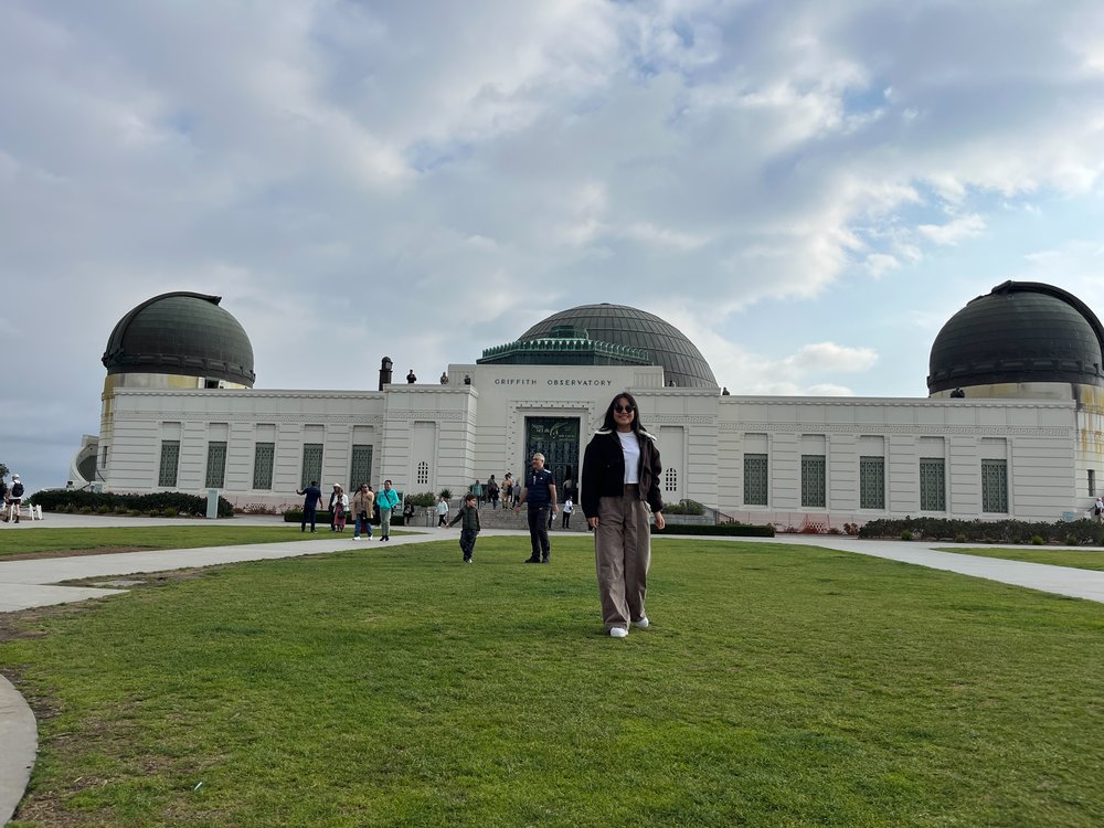 Have a picnic at Griffith Observatory grounds