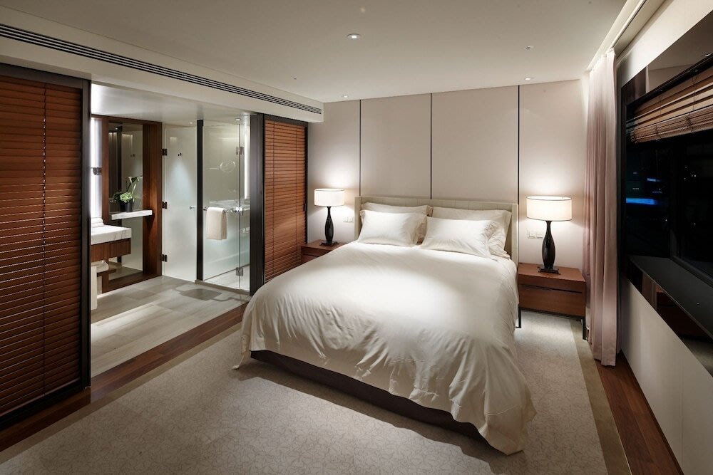 Spacious luxury room at The Shilla Seoul with elegant interiors
