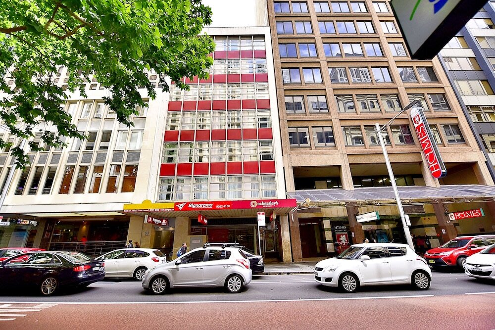 Street view of Megaboom City Hotel in Sydney CBD