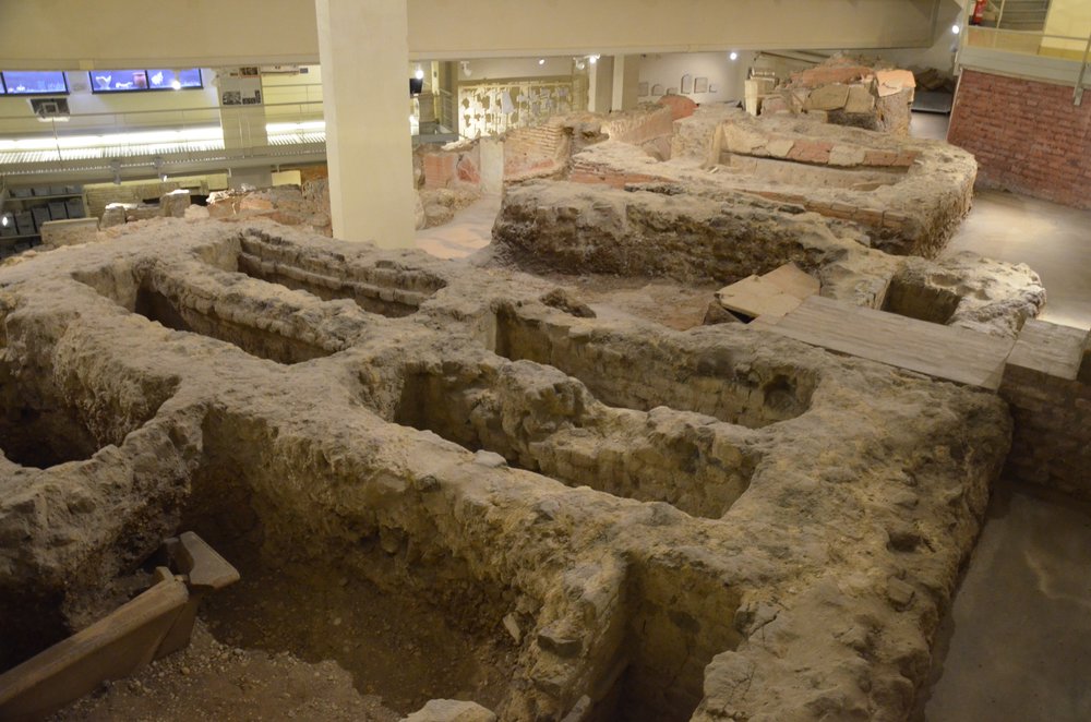 Hầm Mộ Vatican Necropolis – Giải Mã Thành Phố Ngầm Bí Ẩn