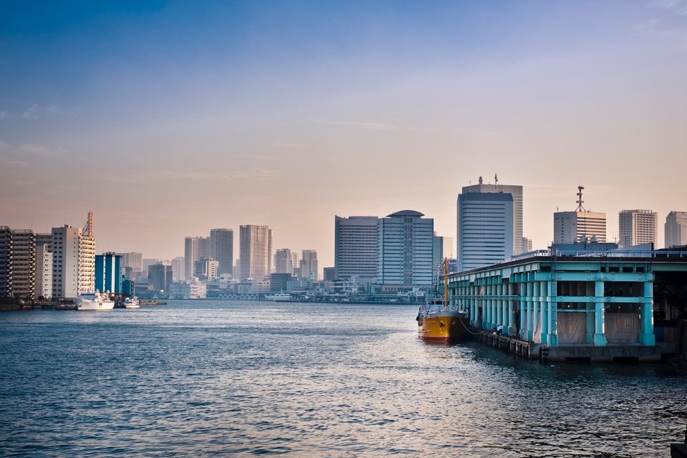 Bờ Sông Sumida: Tản Bộ Dưới Ánh Hoàng Hôn