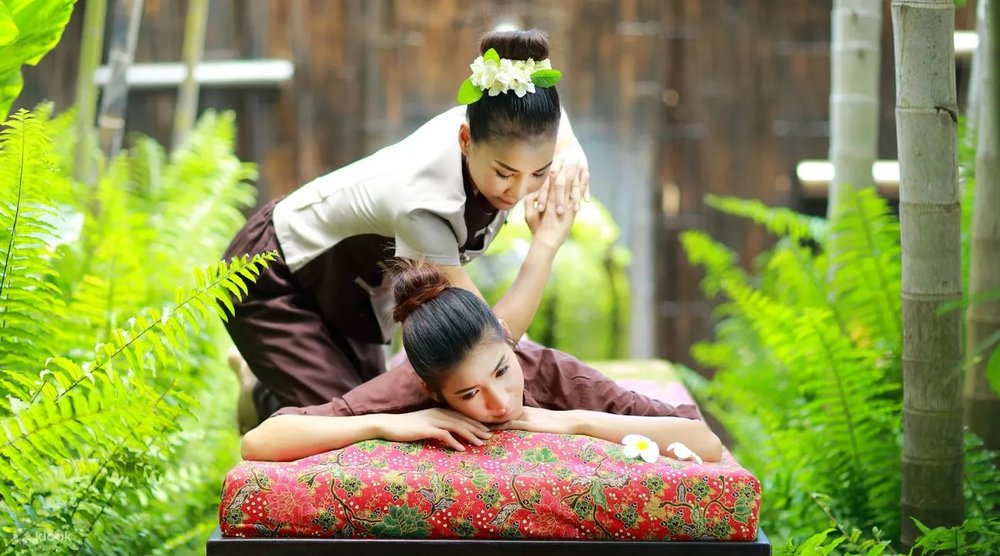  Buổi Tối: Đi Massage Thư Giãn Kiểu Thái Lan 