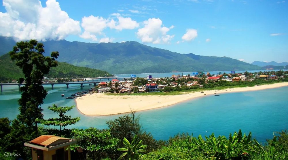 Biển Lăng Cô 
