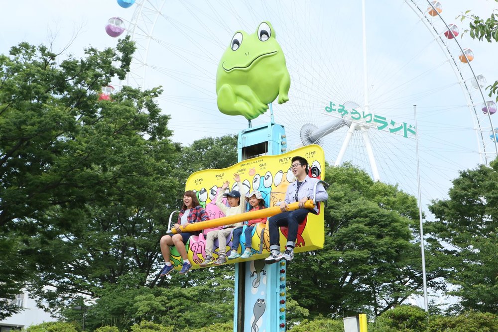 Plaza Stage of the Sun: Sân Khấu Của Những Show Diễn Đỉnh Cao