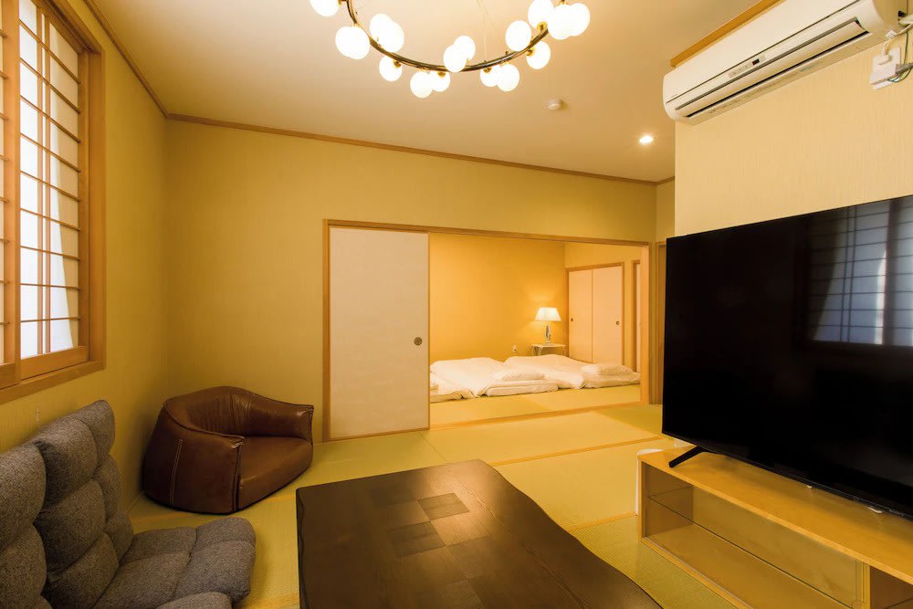 Himalaya Cloud Hotel room with tatami mats in Tokyo