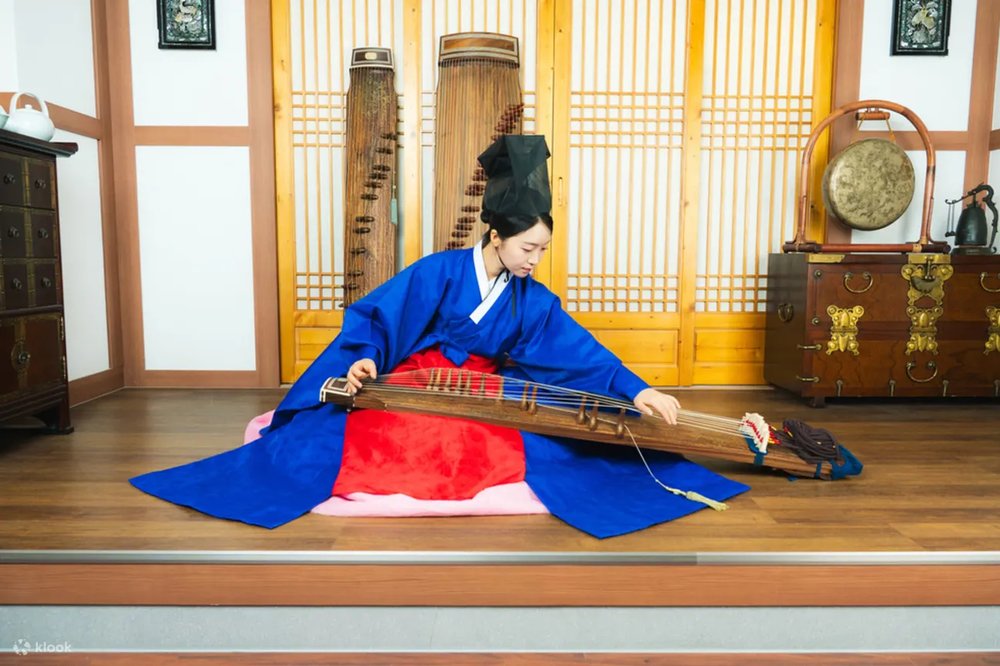Jinyeon: Korean Traditional Music Performance