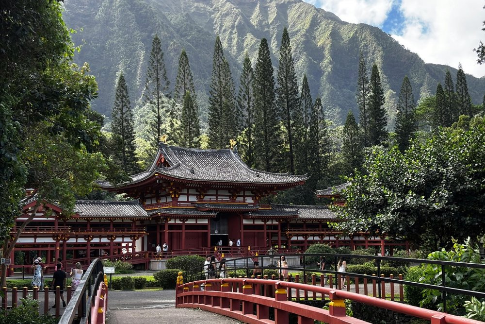 Tour Chiêm Bái Cổ Tự: Hành Trình Di Sản Đền Byodo-in & Những Ngôi Chùa Biểu Tượng