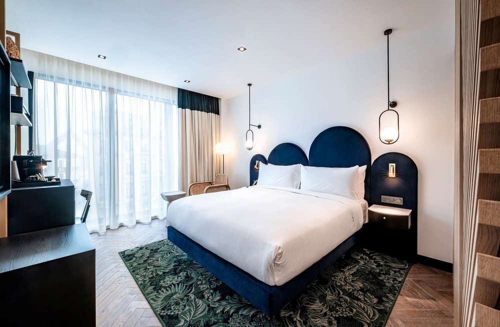 DoubleTree by Hilton Nice Centre Iconic room with modern design and city views