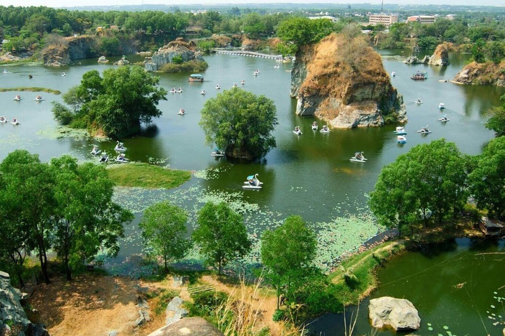 Các Địa Điểm Du Lịch Gần Chùa Châu Thới