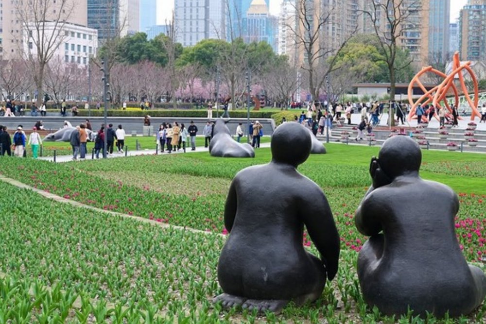 Công Viên Điêu Khắc Jing’an - Sakura Xen Giữa Nghệ Thuật Đương Đại