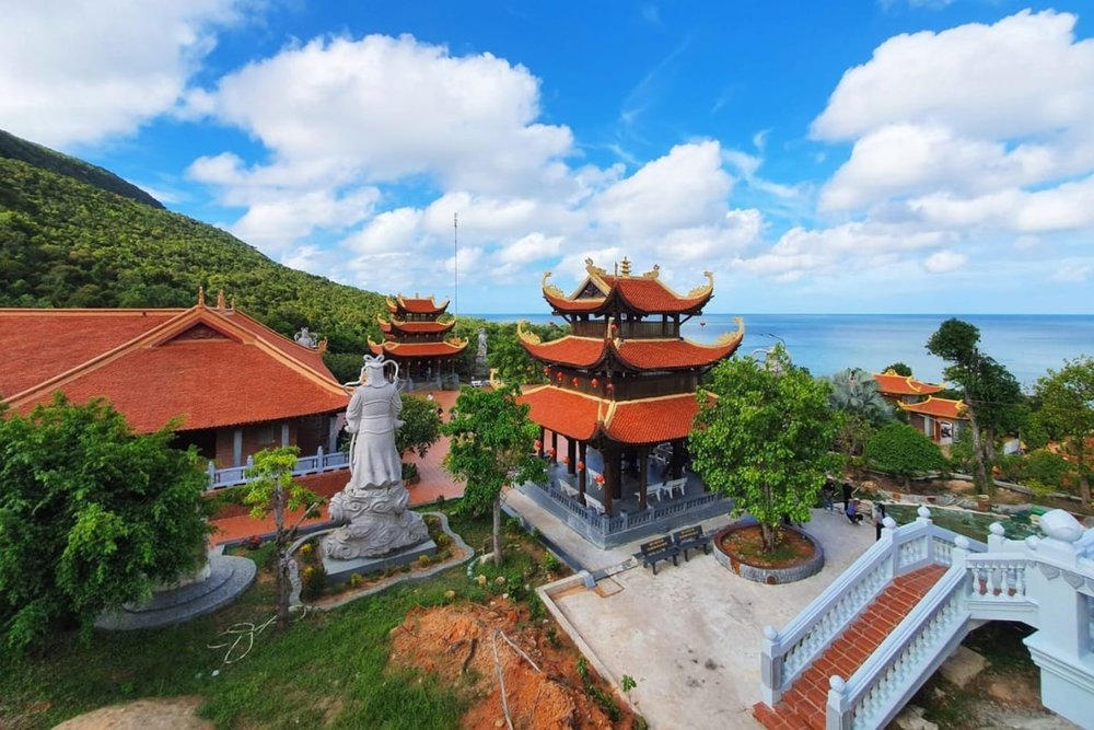 Chùa Hộ Quốc (Phú Quốc) - Tĩnh Tâm Bên Biển, Cầu Bình An