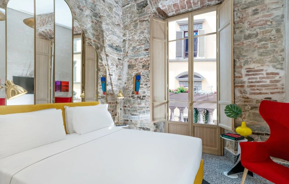 Modern boutique hotel room at Hotel Calimala in Florence