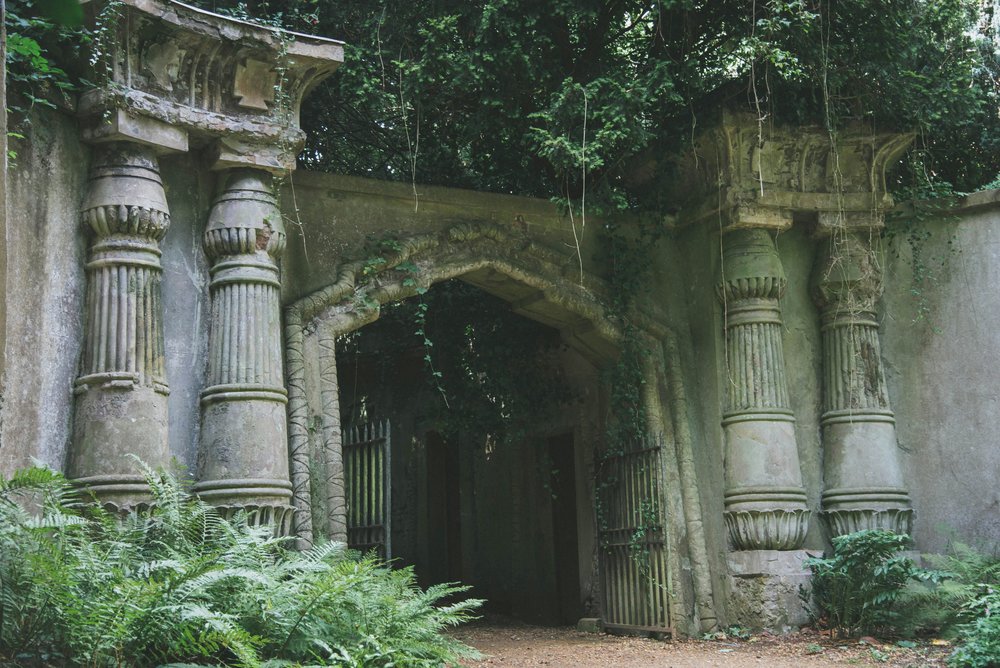 The stone archway at Highgate Cemetery