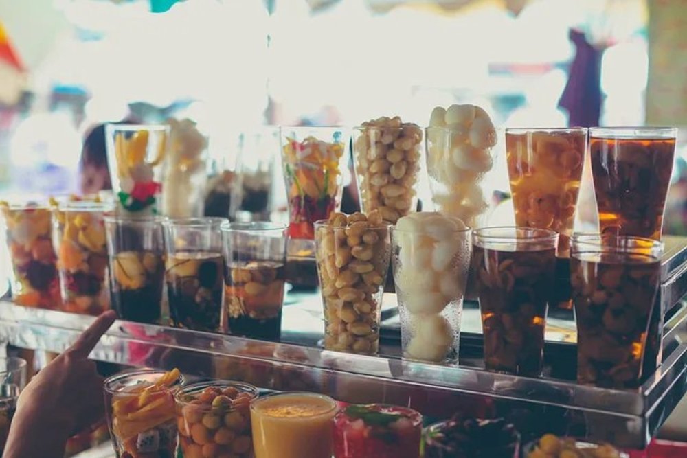 Vietnamese sweet dessert (Chè)