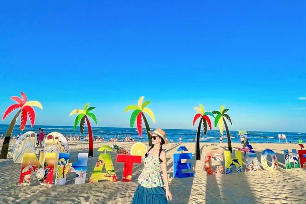 Mệnh Hỏa - Du Lịch Biển Nắng, Trải Nghiệm Sôi Động Đầu Năm