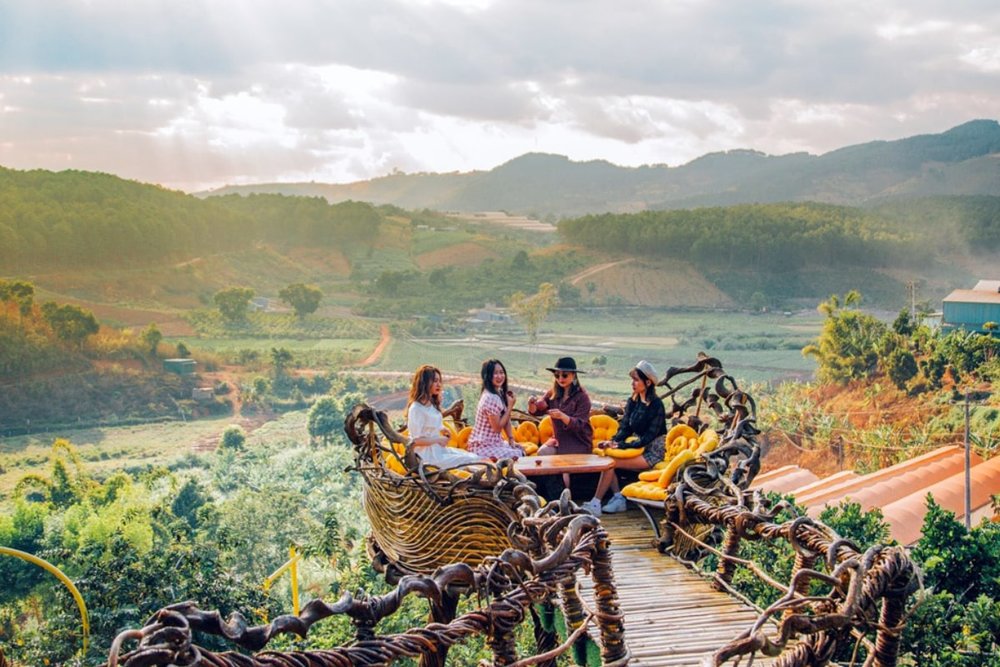 Mệnh Thổ - Hành Trình Núi Non, Đất Trời Vững Chãi