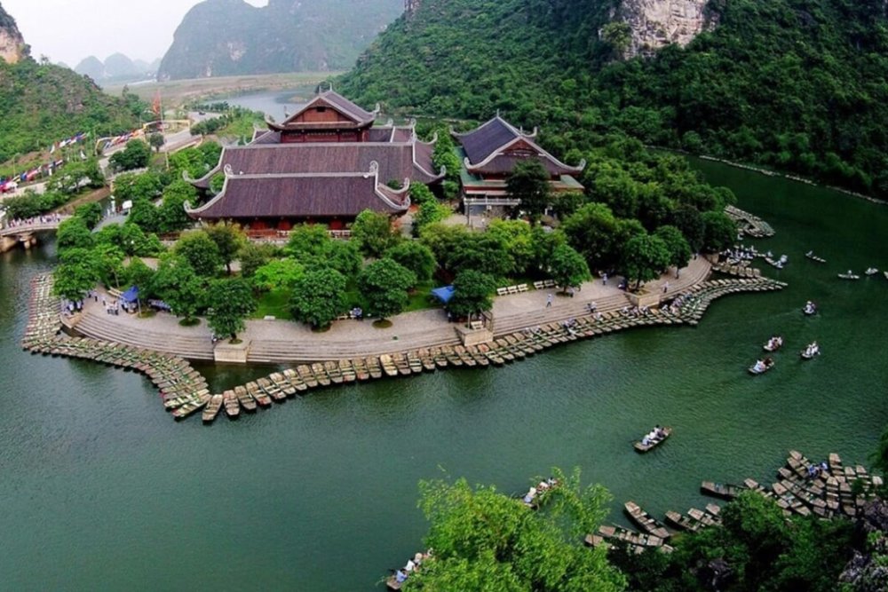 Ninh Bình - Núi Đá Vôi & Sông Nước Linh Khí
