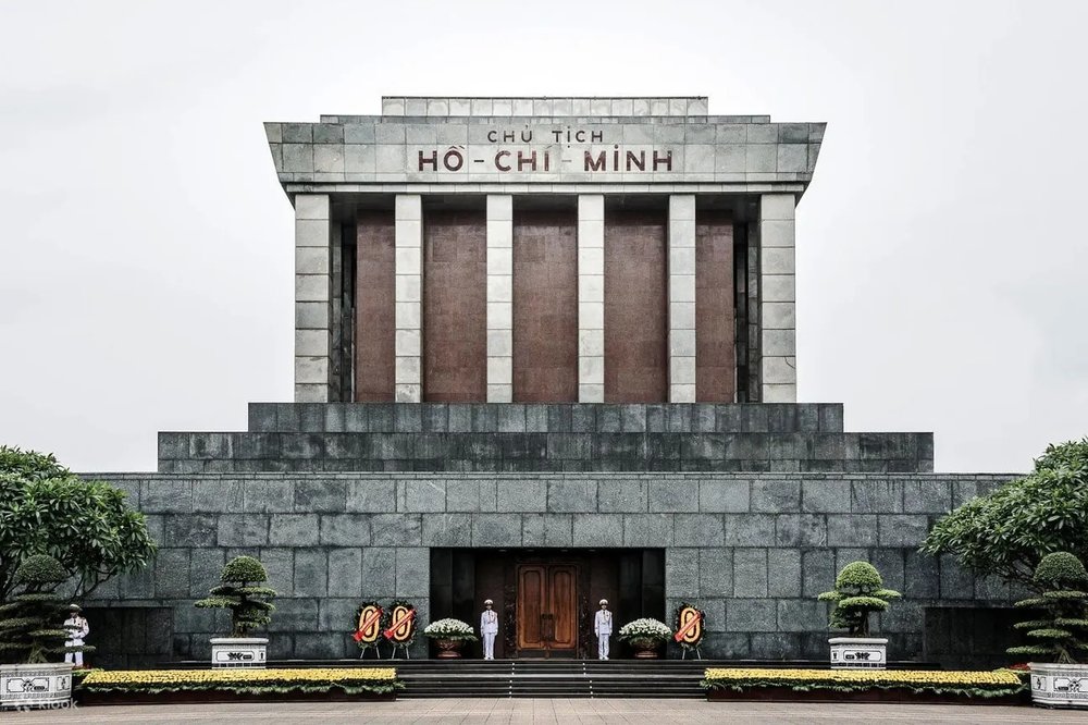 Buổi Chiều - Ghé Thăm Lăng Bác 