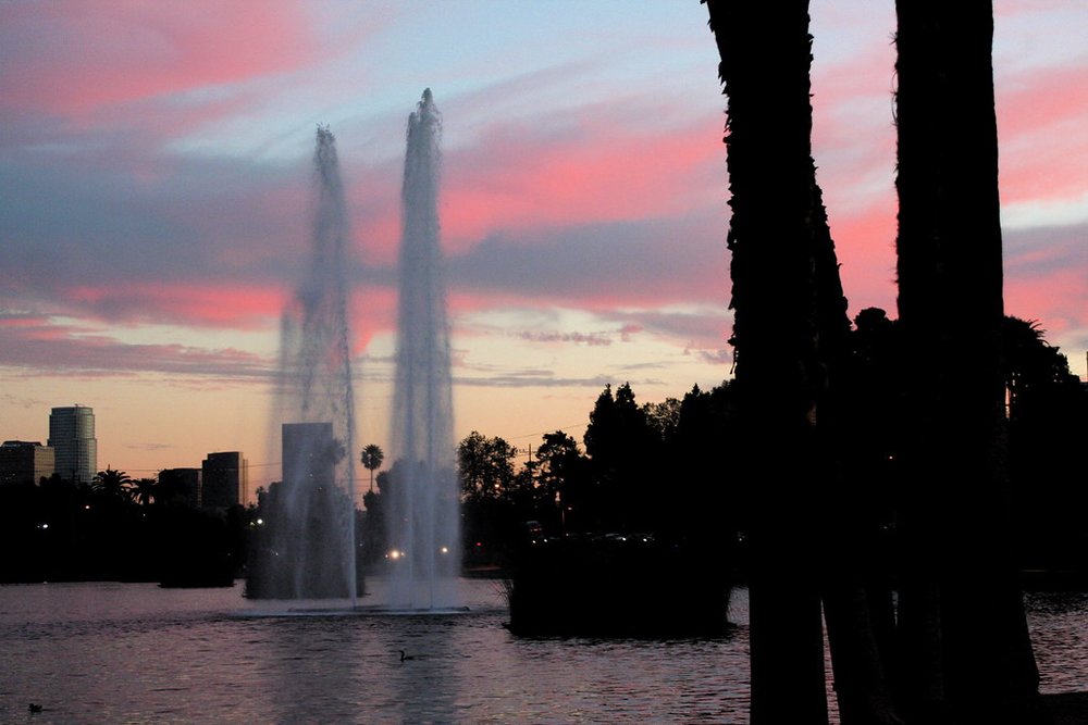 Evening light over Echo Lake Park, LA | Photo credits: Flickr