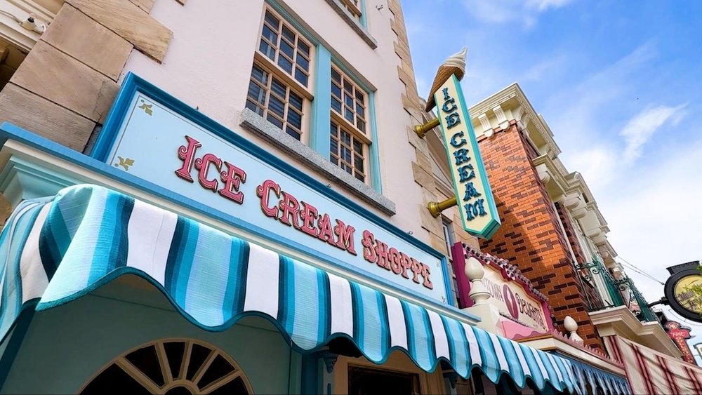 HKDL ice cream store