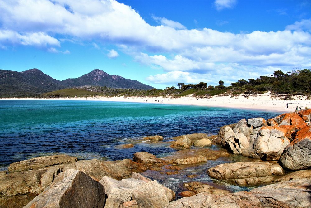 Wineglass Bay | Photo Credits: Juan Jose Basagoiti Mancera on Wikimedia