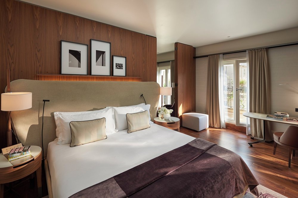 Luxurious suite at Mandarin Oriental Milan