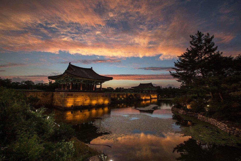 Stroll Through Donggung Palace & Wolji Pond