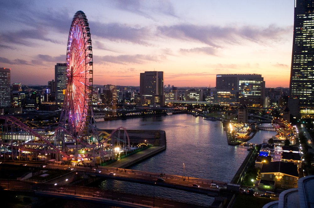 An aerial view of Osaka showing the Tempozan Ferris Wheel