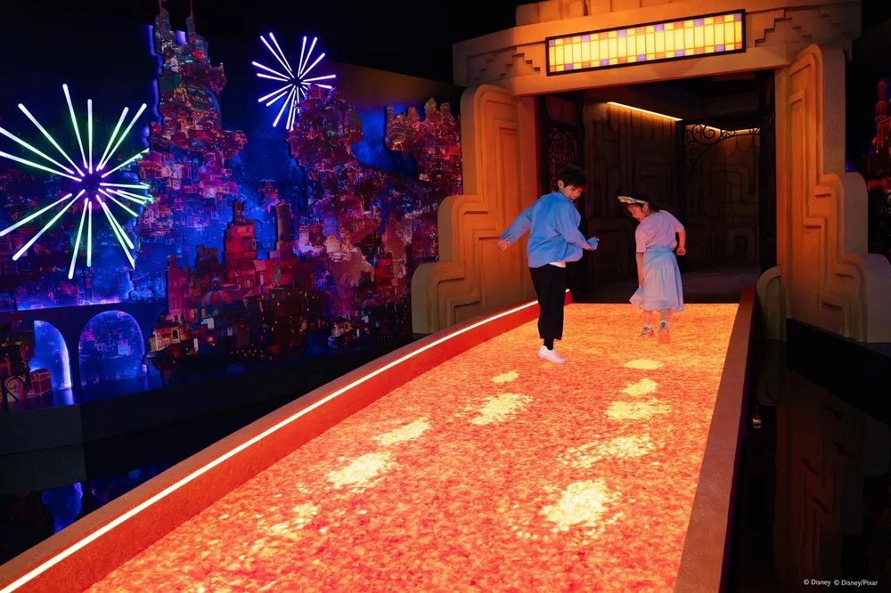 Vé Disneyland Thượng Hải Có Đổi Ngày Được Không?