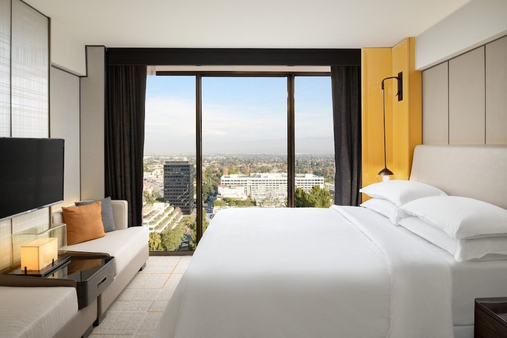 Traditional room at Sheraton Universal Hotel 